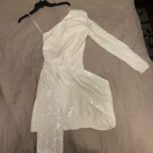 CELINA DRESS // NADINE MERABI // SIZE S/M // 4/6 - Picture 5 of 10